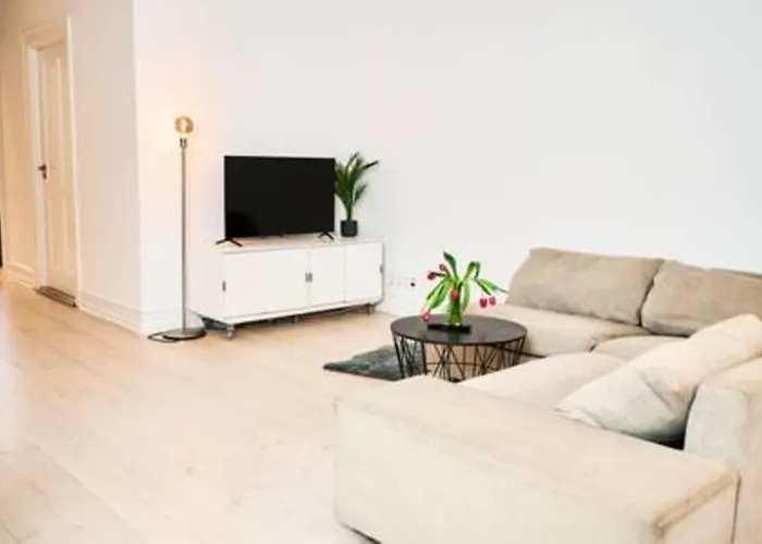 Excellence - Steps To Amalienborg